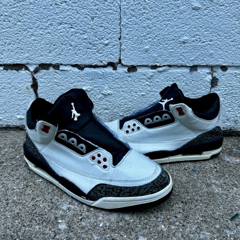 Air Jordan 3 Retro 2013 “Infrared 23” Basketball Sneakers